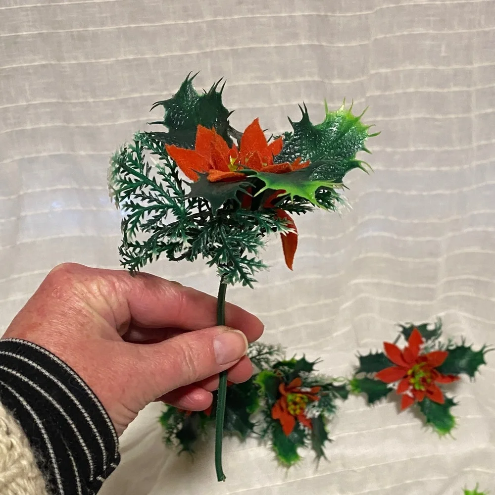 Classic vintage Christmas spray - Picture 5 of 5